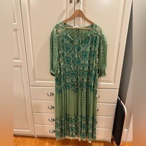 Zara Green Patterned Maxi Dress